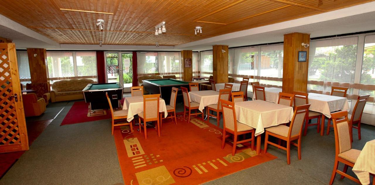 Rev Szallo Balaton Hotell Szántód Exteriör bild
