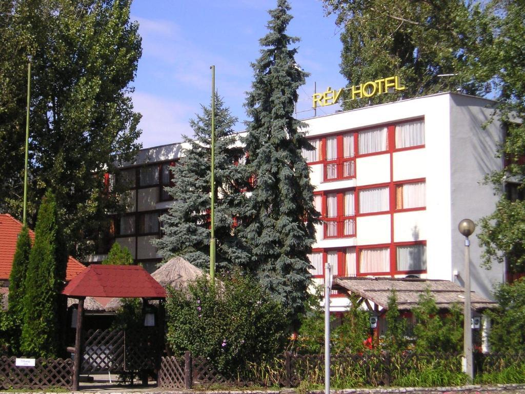 Rev Szallo Balaton Hotell Szántód Exteriör bild