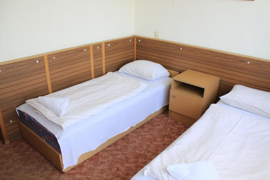 Rev Szallo Balaton Hotell Szántód Rum bild